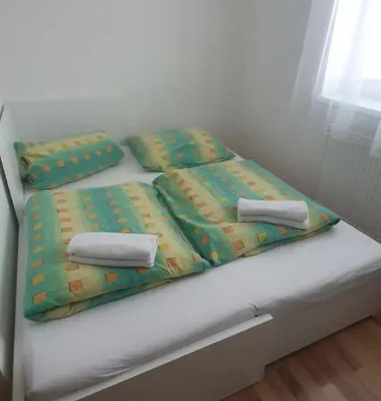Pod Vinici *